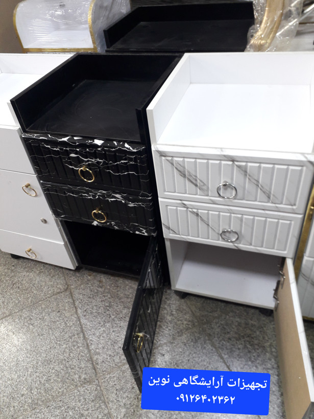 ترولی آرایشگاهی چوبی کرکره ای هزینه ارسال درب منزل توسط مشتری پرداخت میشود
