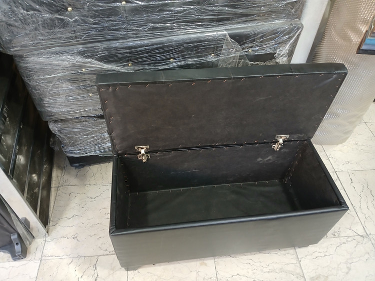 پاف دونفره پارچه و چرم باکسدار شیک دررنگ بندی متنوع