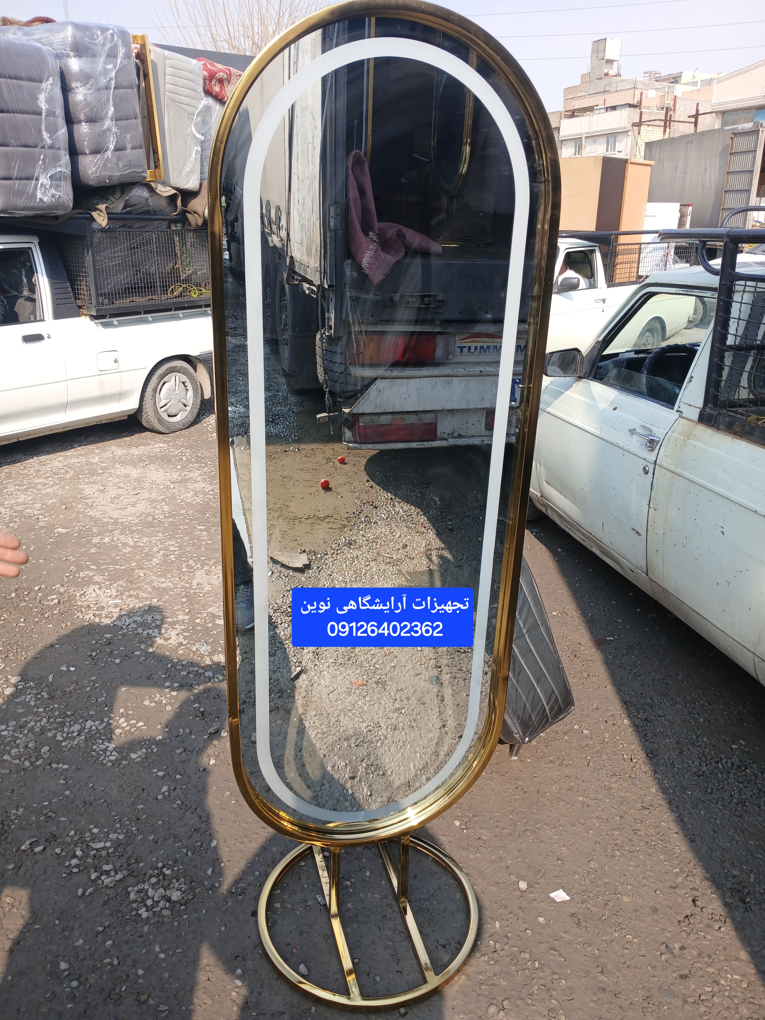 آینه پایه دار نوردا با آیته سندپلاس