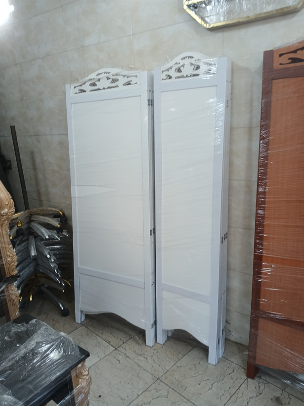 پاراوان ۴تیکه آرایشگاهی زنانه هزینه ارسال درب منزل توسط مشتری پرداخت میشود