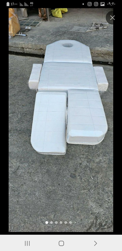 تخت چهارتیکه ماساژ دررنگ بندی متنوع قابلت تنطیم دسته ها وجاپایی به صورت مجزا تنظیم میشود پشتی متحرک جابالشتی کشو پلاستیک دارد