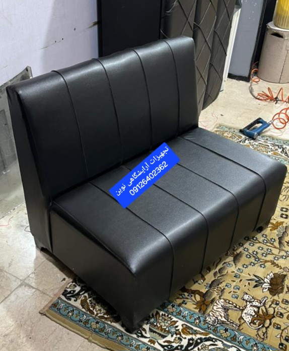 مبل کافی نت مبل گیم نت دو نفره چرم مشکی کلاف چوب محکم