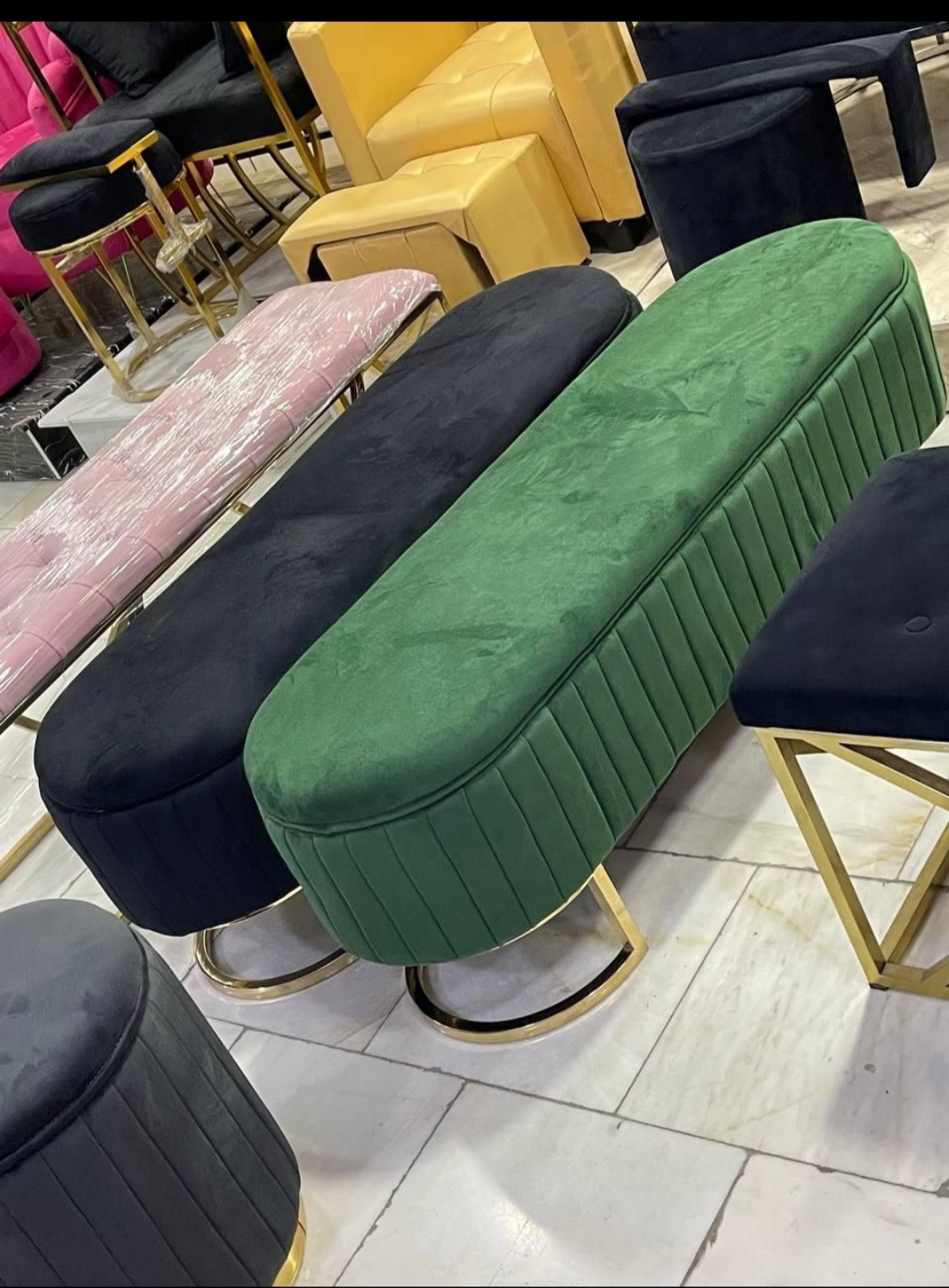 پاف ساده سه نفره شیاری دررنگ بندی متنوع پارچه وچرم