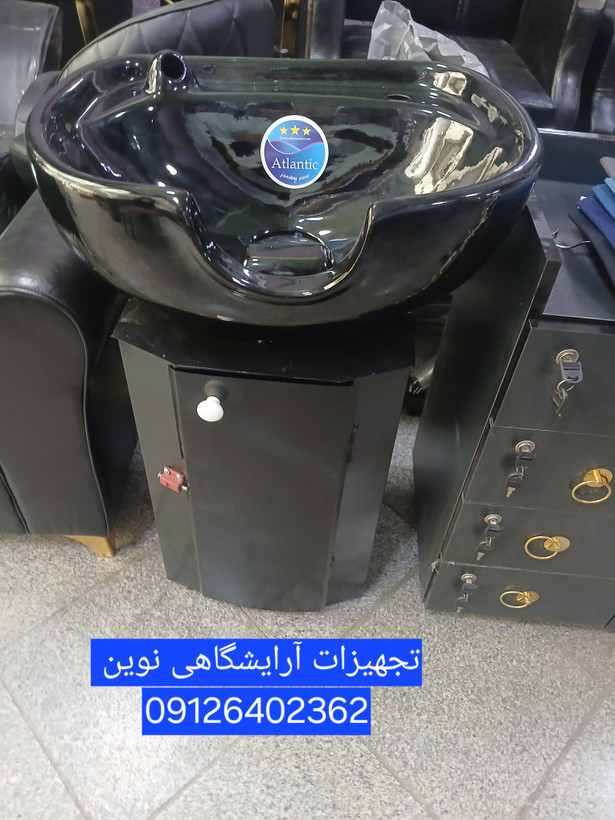 سرشور ایستاده کابین فلزی باسنگ وشیر کامل میباشد
